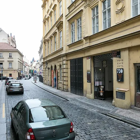 Welcome Charles Bridge Apartment